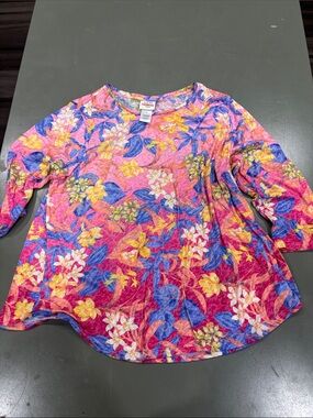 Ruby red Pink Floral Scoop Neck Women's Top